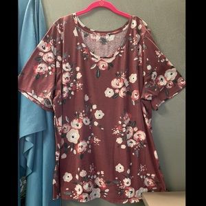 Lane Bryant floral tee 26/28